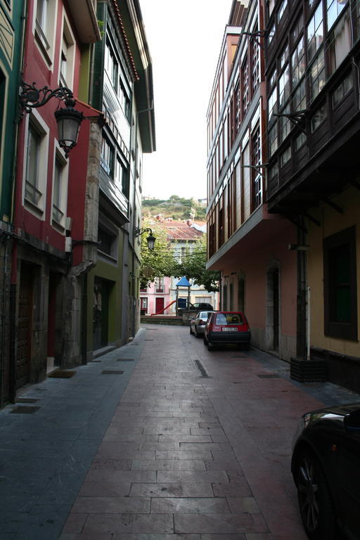 Pension Argueelles Ribadesella Buitenkant foto